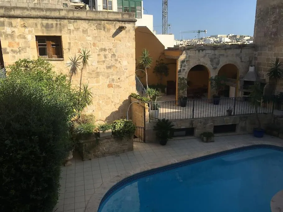 Studio Apartment With Pool In House Of Character. Birkirkara 0*,  Malta