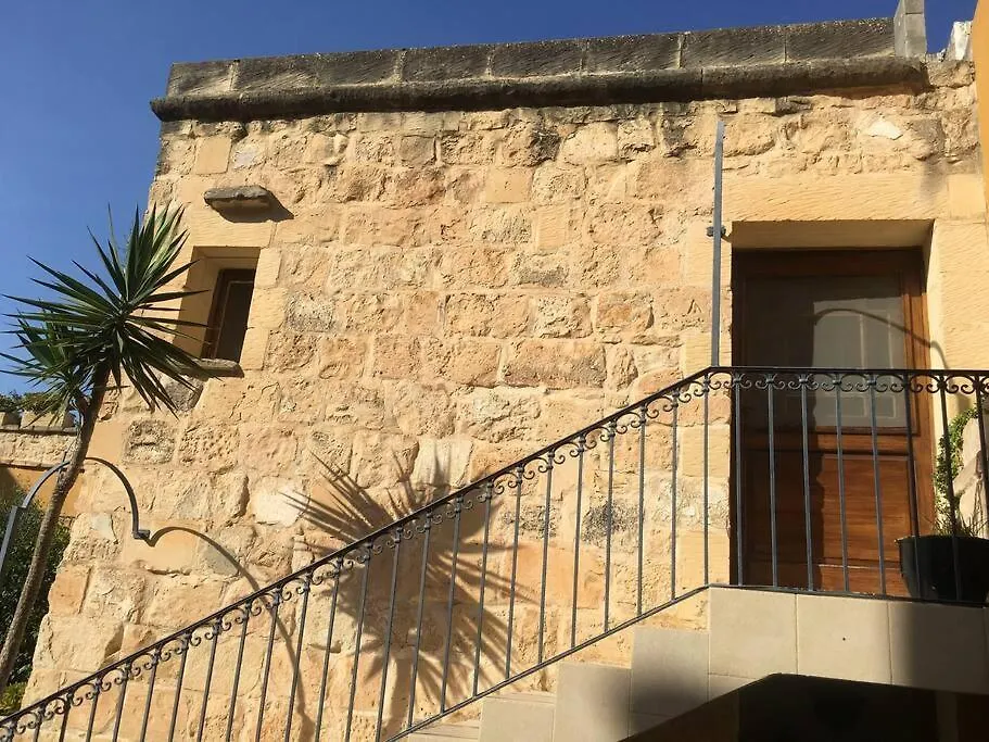 Studio Apartment With Pool In House Of Character. Birkirkara Malta